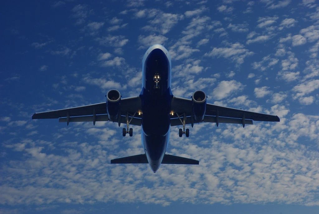 Обидва пілоти Airbus заснули на 28 хвилин: літак зі 153 пасажирами збився з курсу