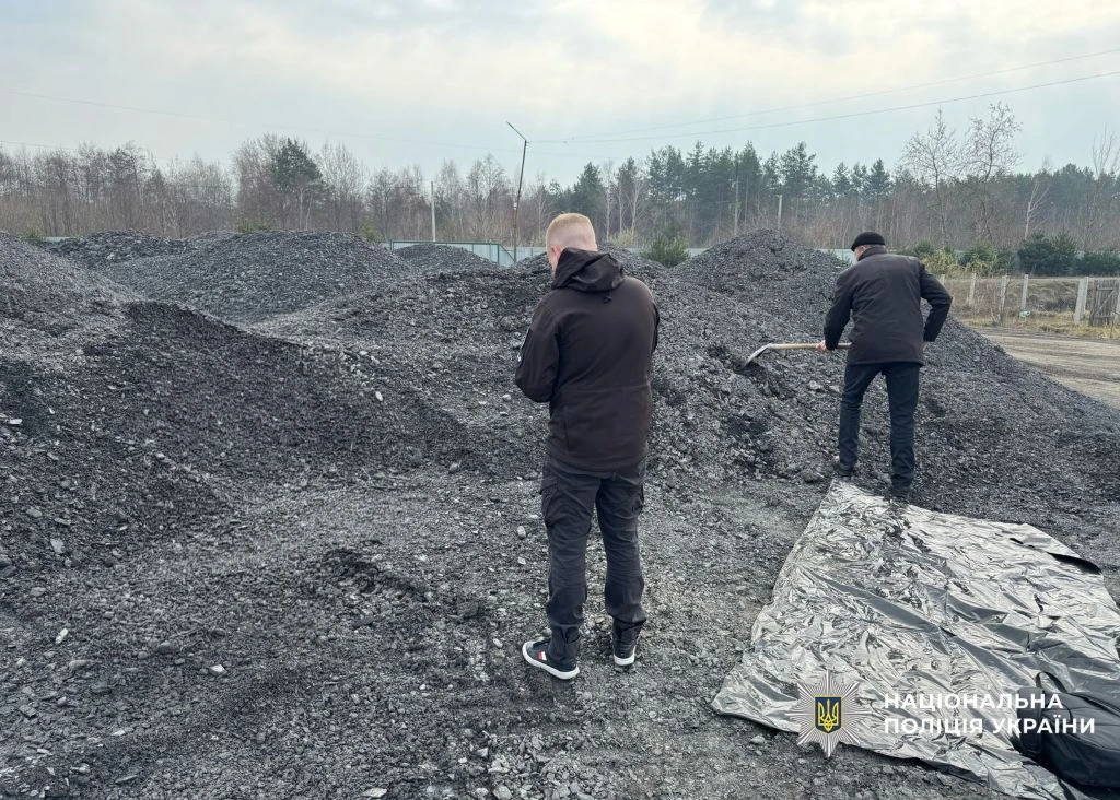 Під час блекаутів заробляли на школах і лікарнях: поліція викрила масштабну схему
