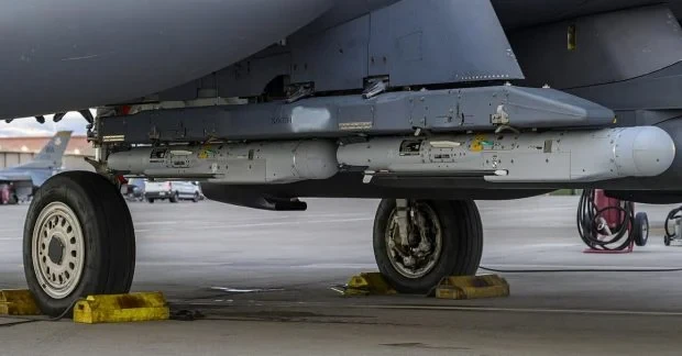 Американську бомбу GBU-53/B StormBreaker оснастять реактивним двигуном